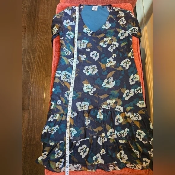 Cabi Pirouette Floral V-Neck Shift Dress Long-Sleeve Ruffle Hem Blue Multi Sz XS - Picture 10 of 14